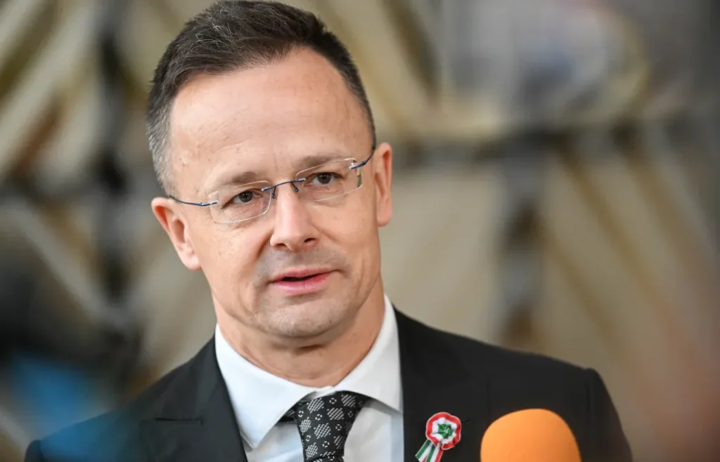 петер сийярто